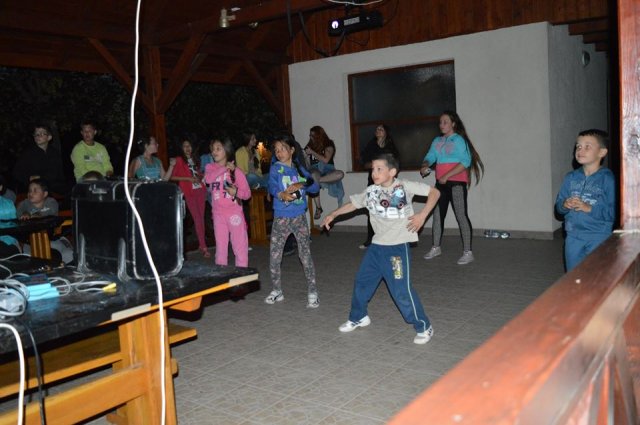 Kedd esti parti Micuval