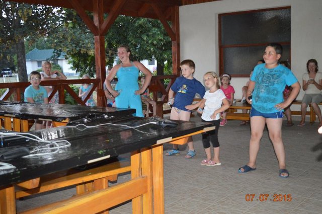 Kedd esti parti Micuval