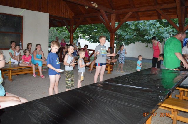 Kedd esti parti Micuval