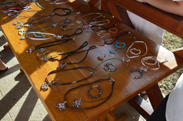 Ásványékszer készítés